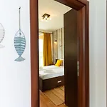 Rezident アパート *