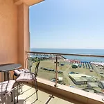 Rezident Apartment