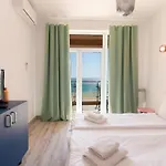 Rezident Apartment *