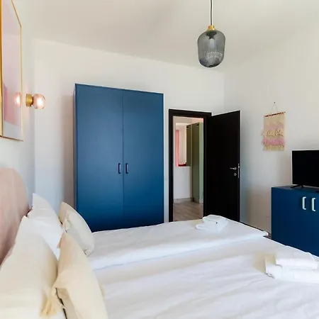 Rezident Apartament *